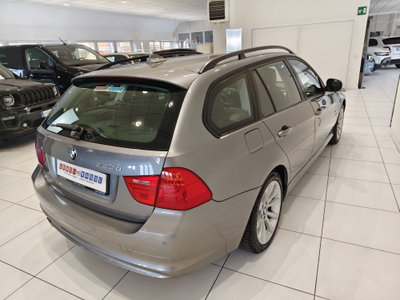 BMW Serie 3 Touring 320d cat xDrive  Attiva (3)