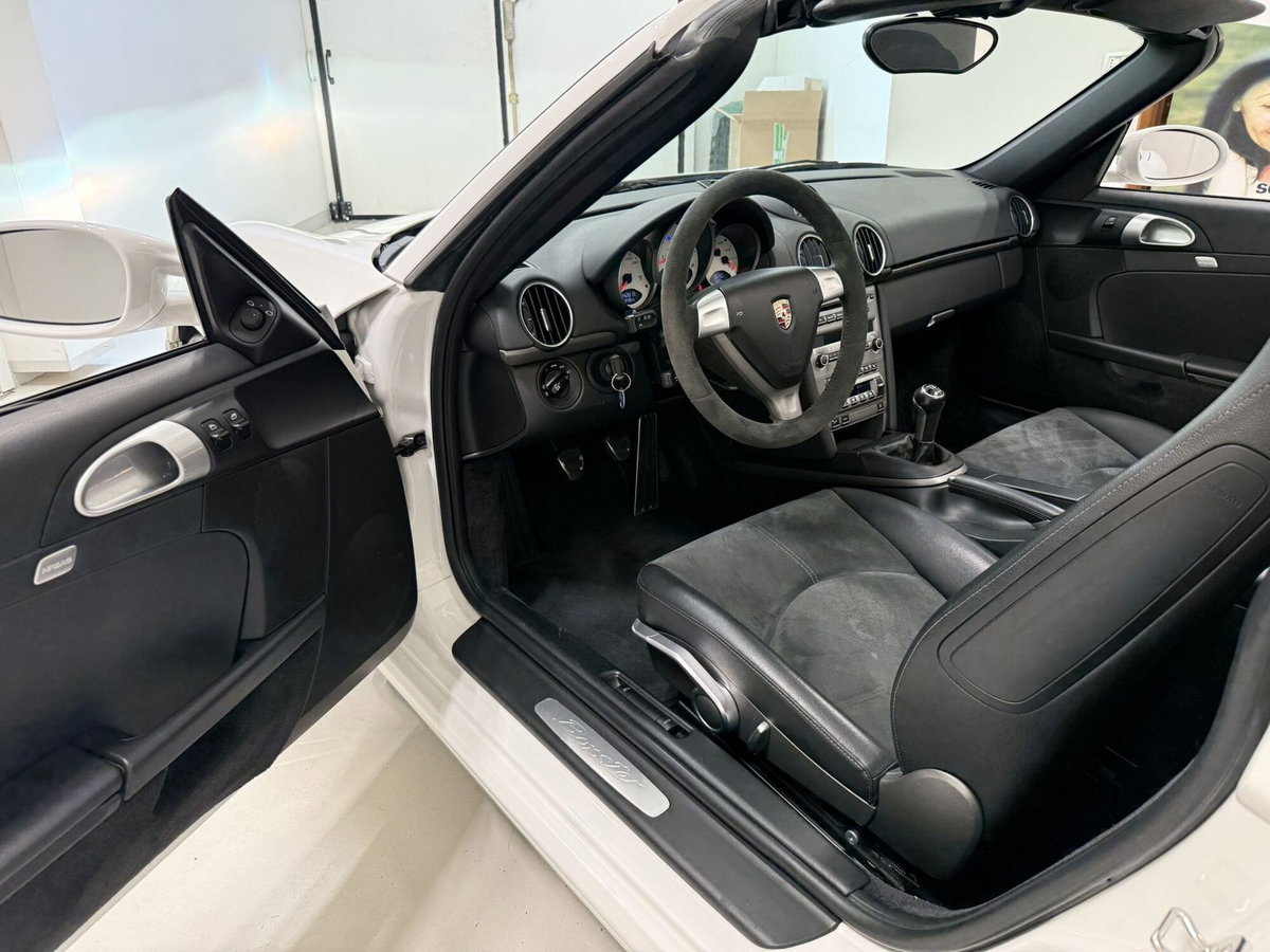Porsche Boxster 2.7 24V (10)