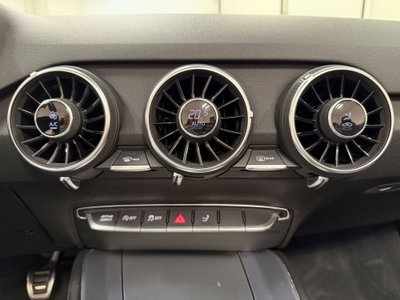 Audi TT Cabrio 2.0 TFSI (11)