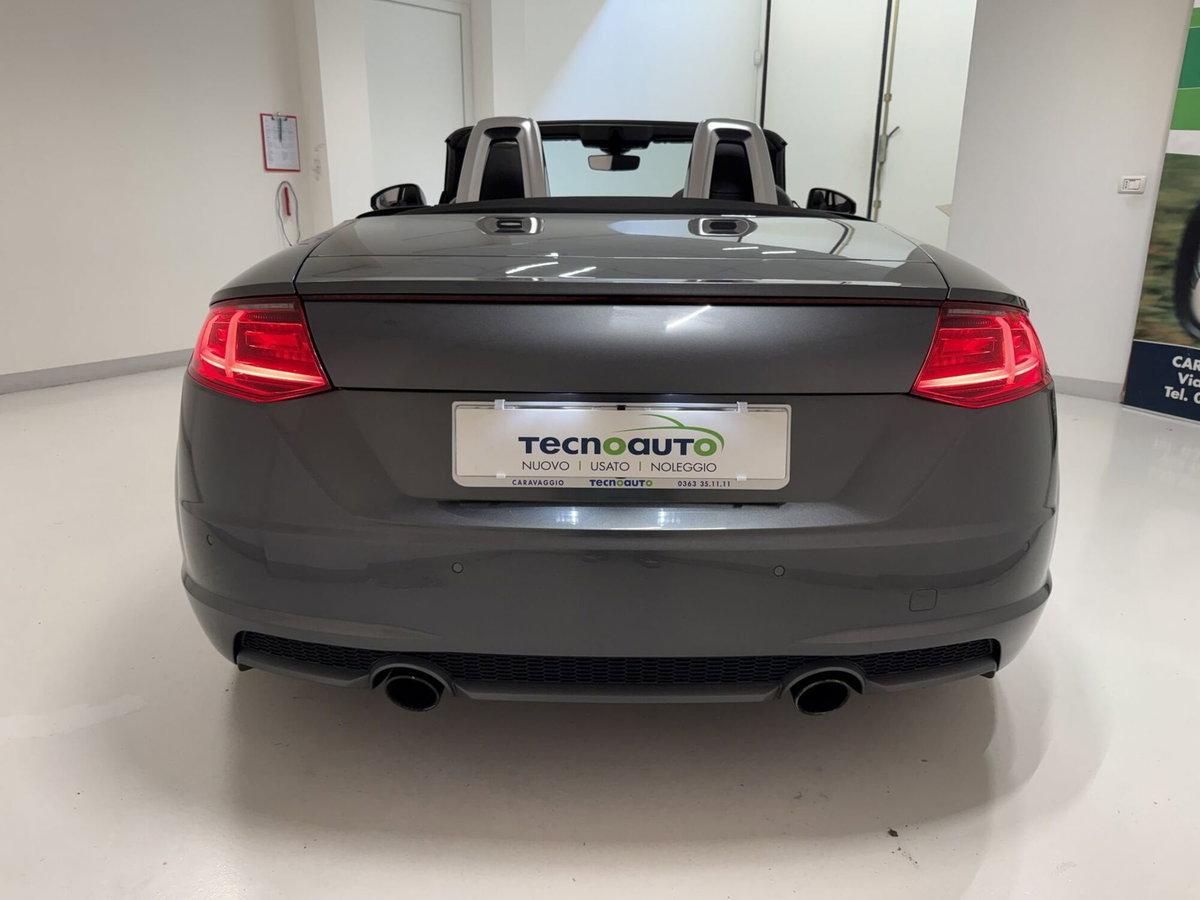 Audi TT Cabrio 2.0 TFSI (16)