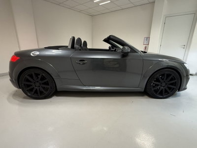 Audi TT Cabrio 2.0 TFSI (18)