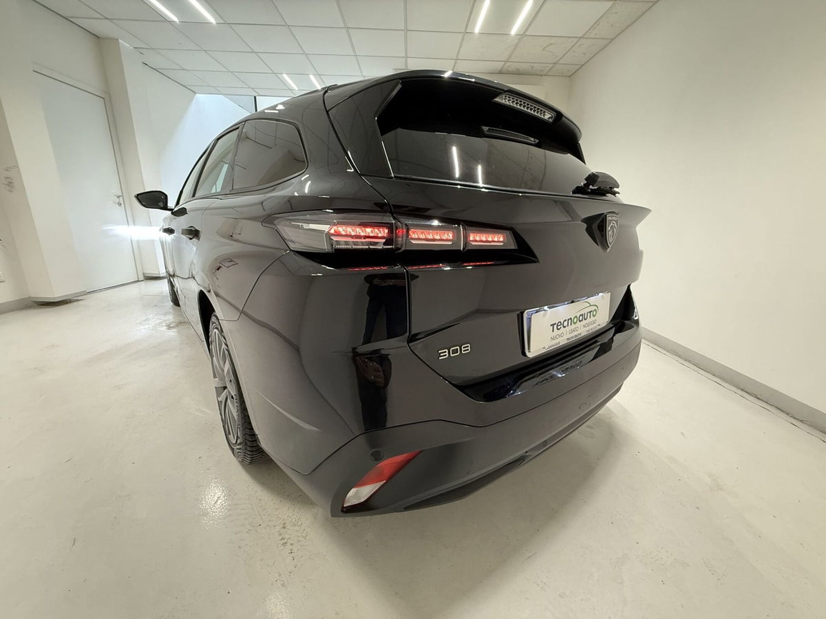 Peugeot 308 SW PureTech Turbo 110 S&S Active Pack (13)