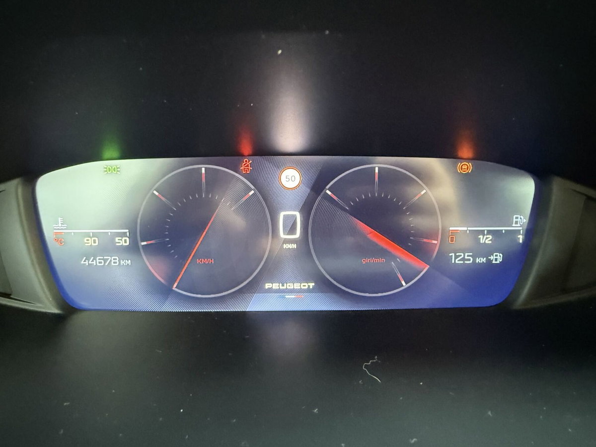 Peugeot 308 SW PureTech Turbo 110 S&S Active Pack (5)