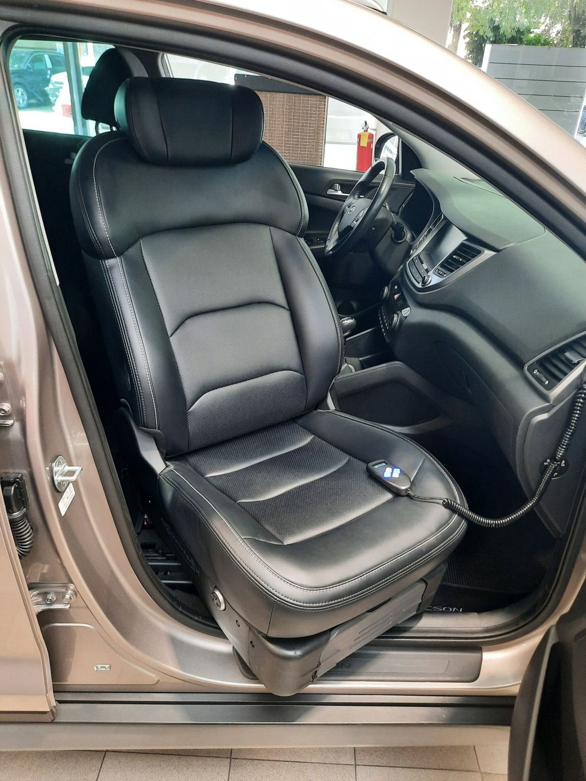 Hyundai Tucson 1.7 CRDi XPossible (15)