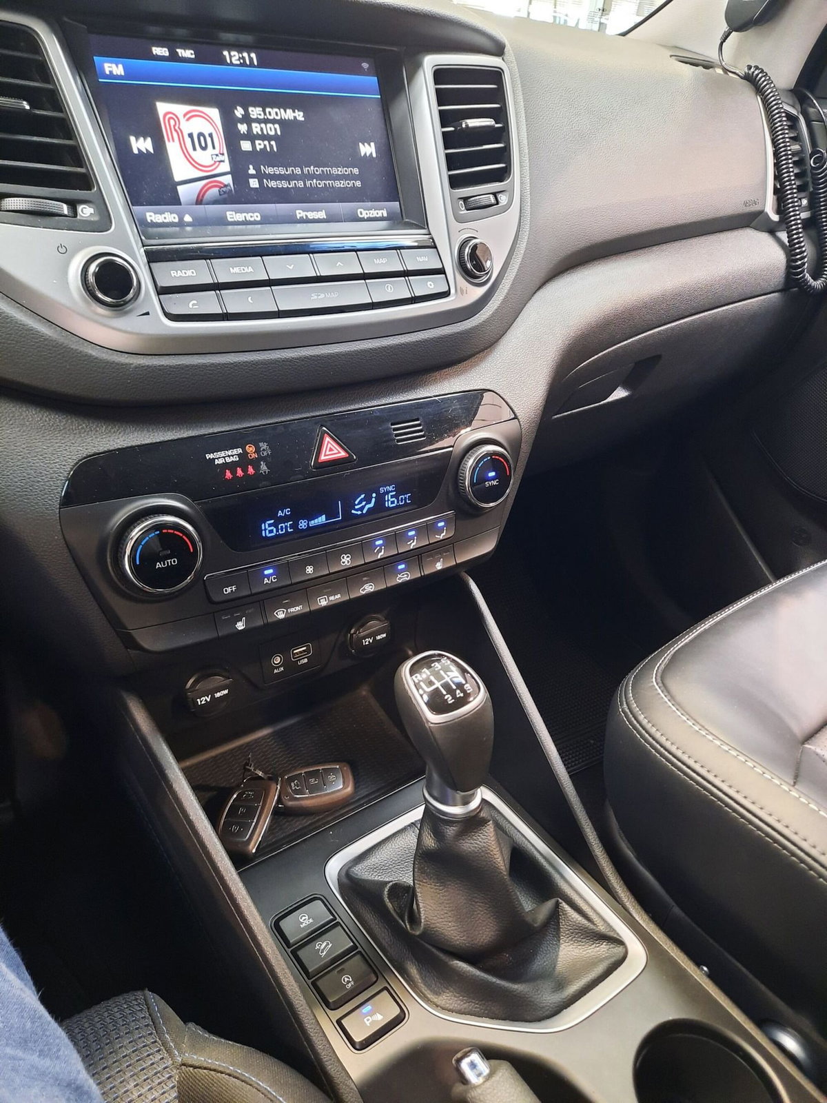 Hyundai Tucson 1.7 CRDi XPossible (8)
