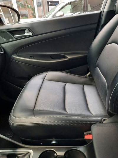 Hyundai Tucson 1.7 CRDi XPossible (9)