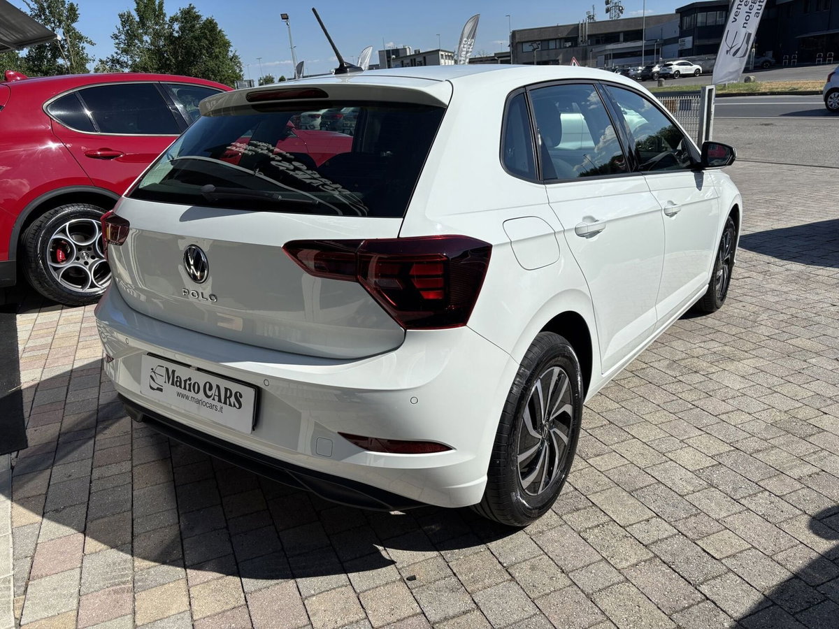 Volkswagen Polo 1.0 tsi Life 95cv dsg (4)