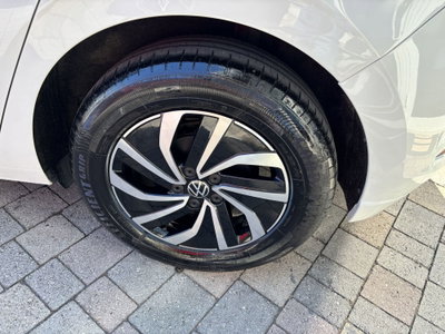 Volkswagen Polo 1.0 tsi Life 95cv dsg (7)