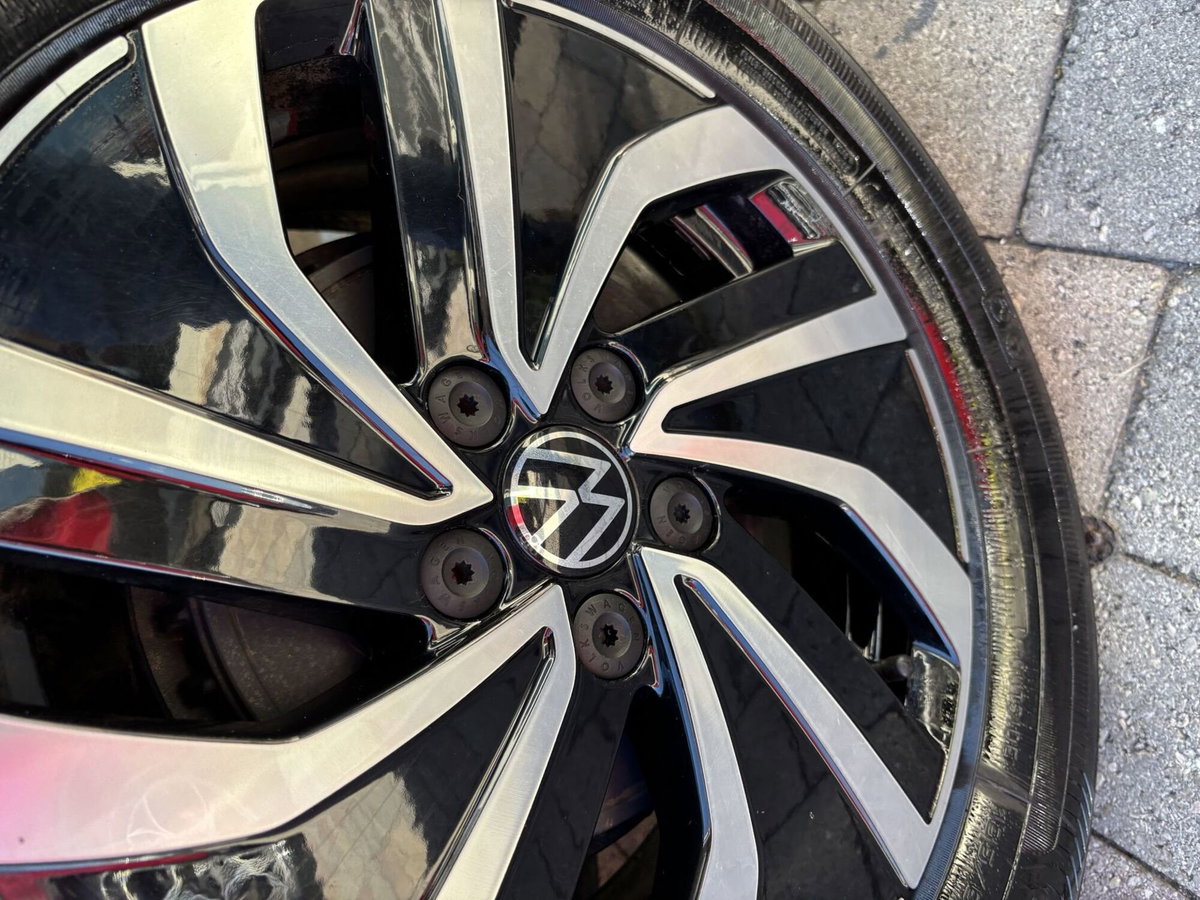 Volkswagen Polo 1.0 tsi Life 95cv dsg (9)