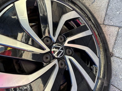 Volkswagen Polo 1.0 tsi Life 95cv dsg (9)