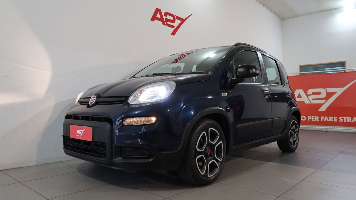 Fiat Panda 1.0 FireFly S&S Hybrid City Cross (19)