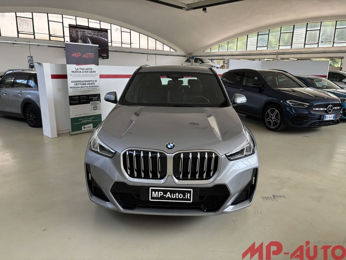 BMW X1 sDrive 18i Msport (3)