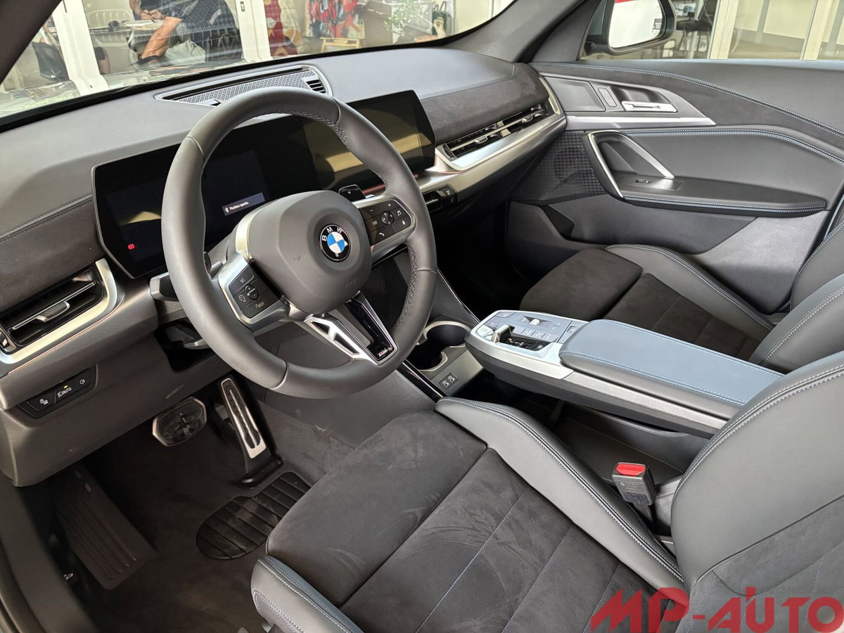BMW X1 sDrive 18i Msport (11)