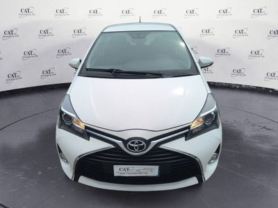 Toyota Yaris 1.3 3 porte Active (3)