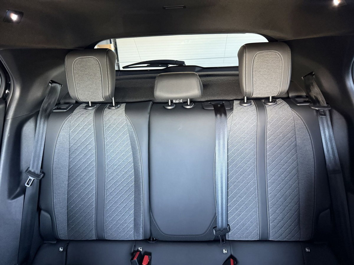 Peugeot 2008 PureTech 130 S&S EAT8 Allure Pack (9)