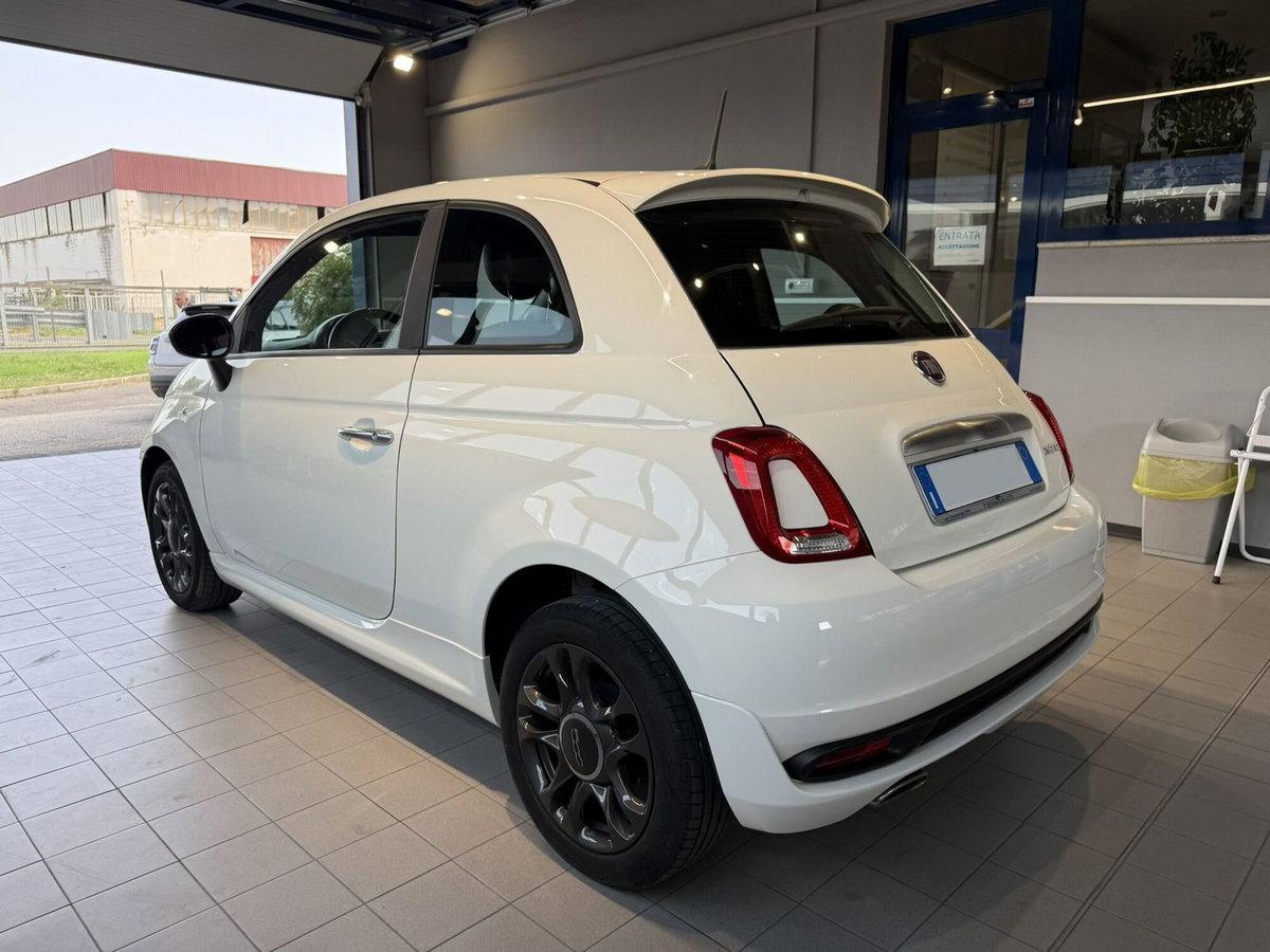 Fiat 500 1.0 Hybrid Connect (3)