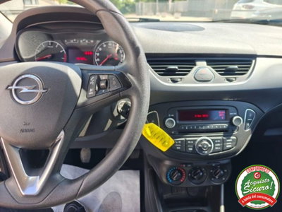Opel Corsa 1.2 5 porte Advance (11)