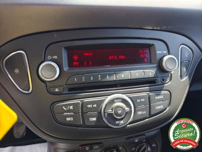 Opel Corsa 1.2 5 porte Advance (12)