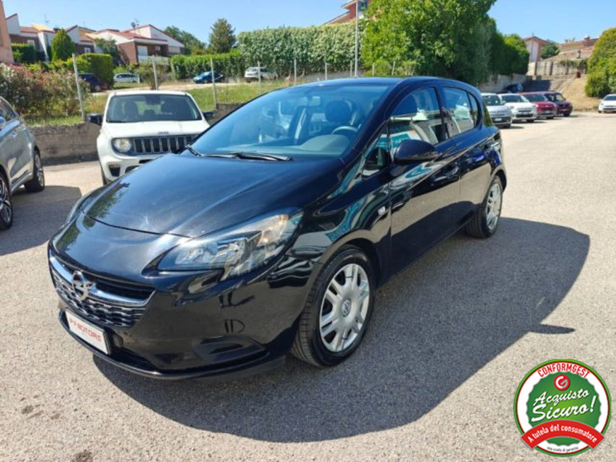 Opel Corsa 1.2 5 porte Advance (2)