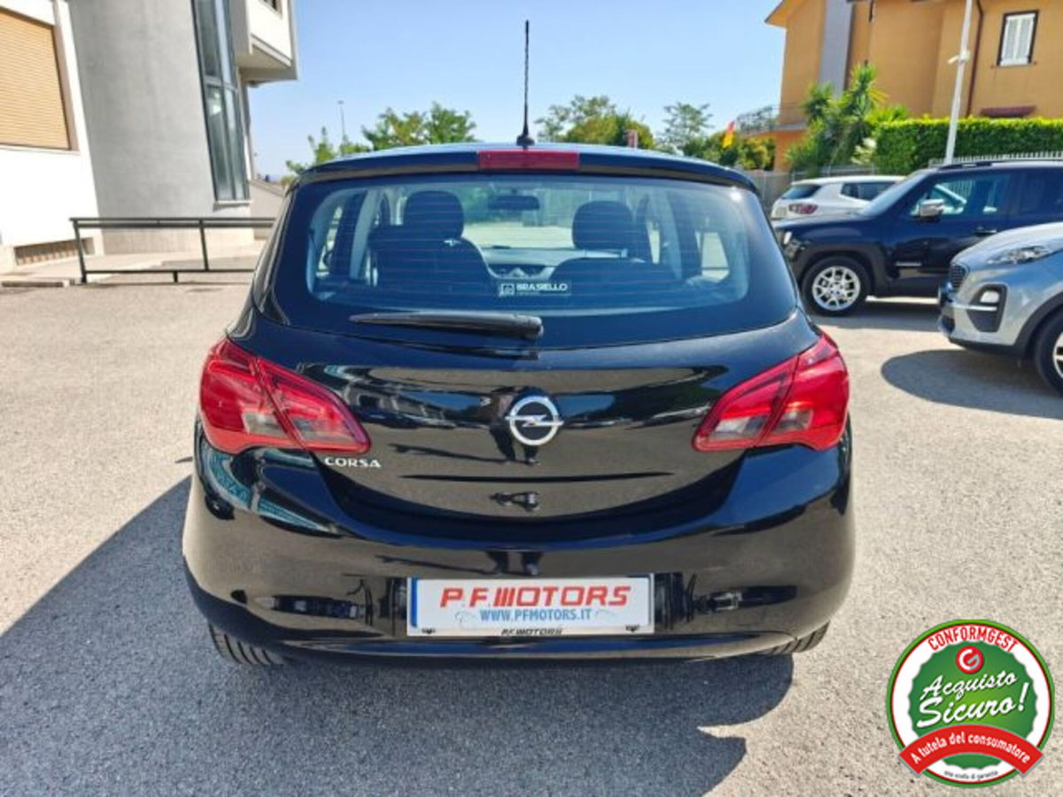 Opel Corsa 1.2 5 porte Advance (4)