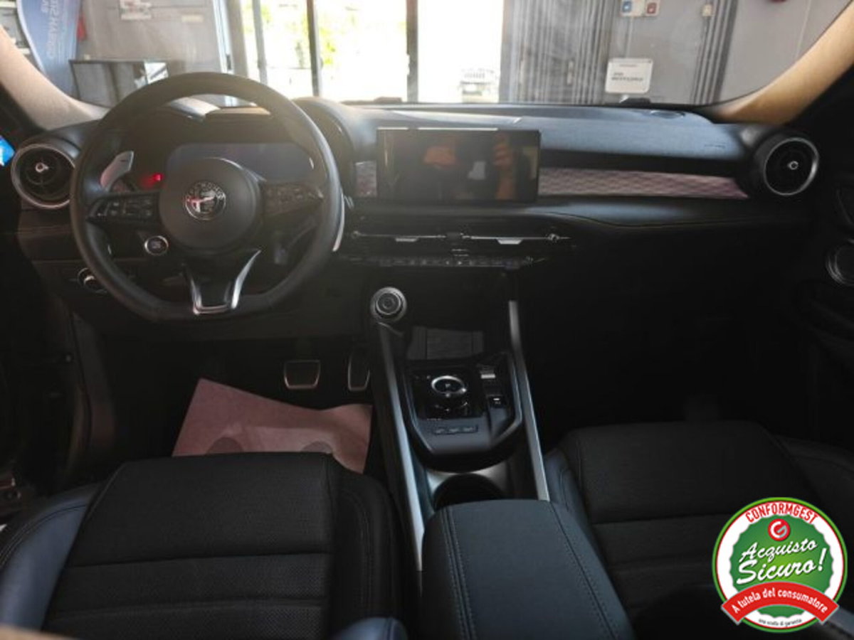 Alfa Romeo Tonale 1.6 Veloce 130cv tct6 (10)