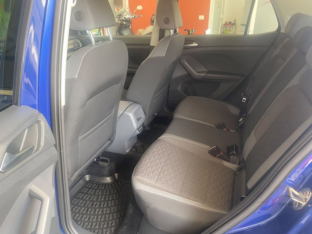 Volkswagen T-Cross 1.0 TSI 115 CV Style BMT (11)