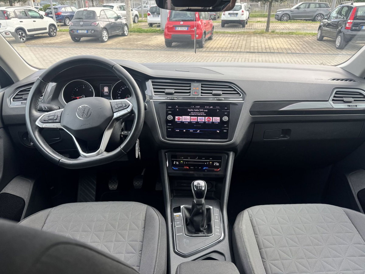 Volkswagen Tiguan 2.0 TDI SCR Life (11)