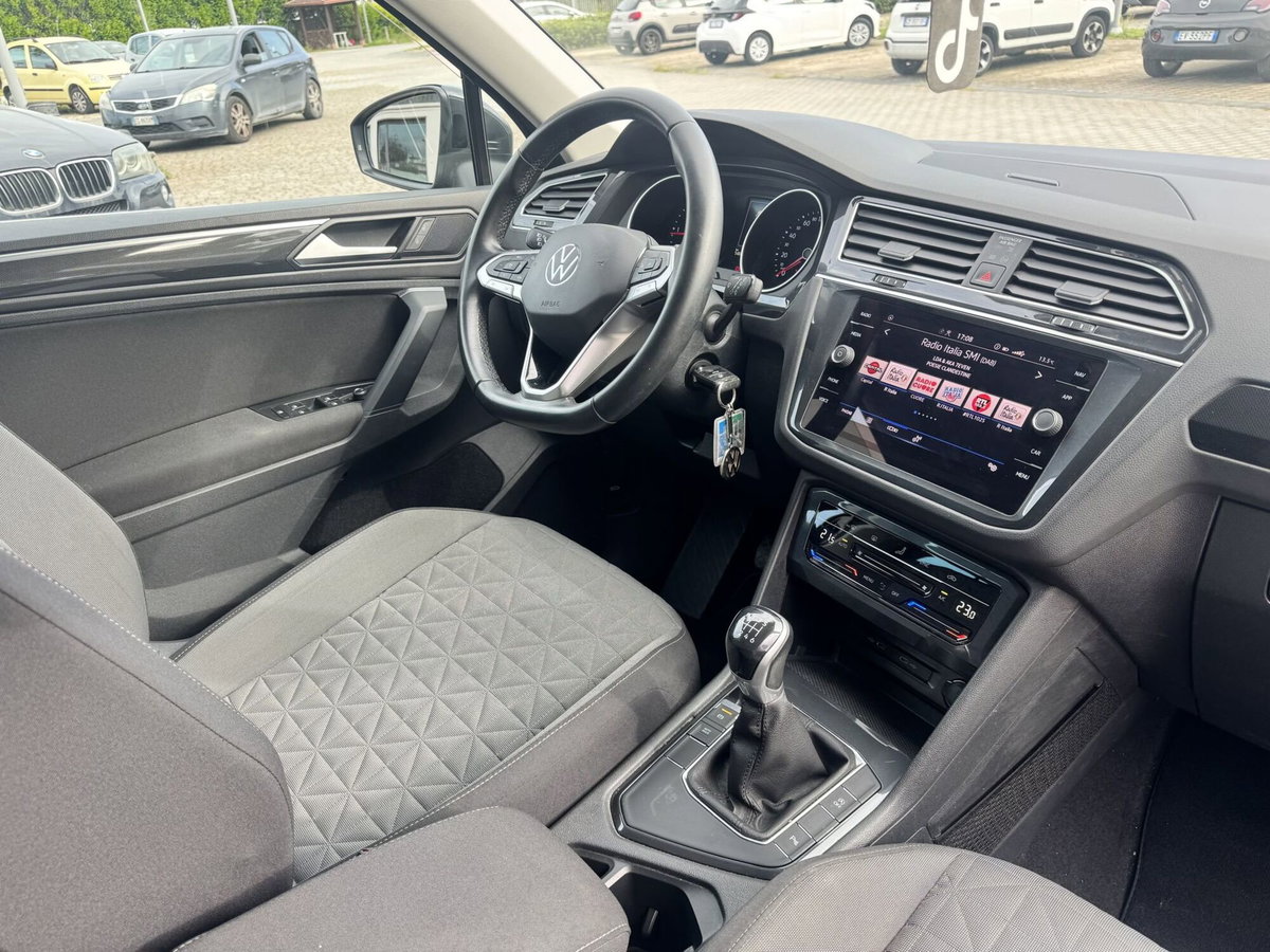 Volkswagen Tiguan 2.0 TDI SCR Life (12)