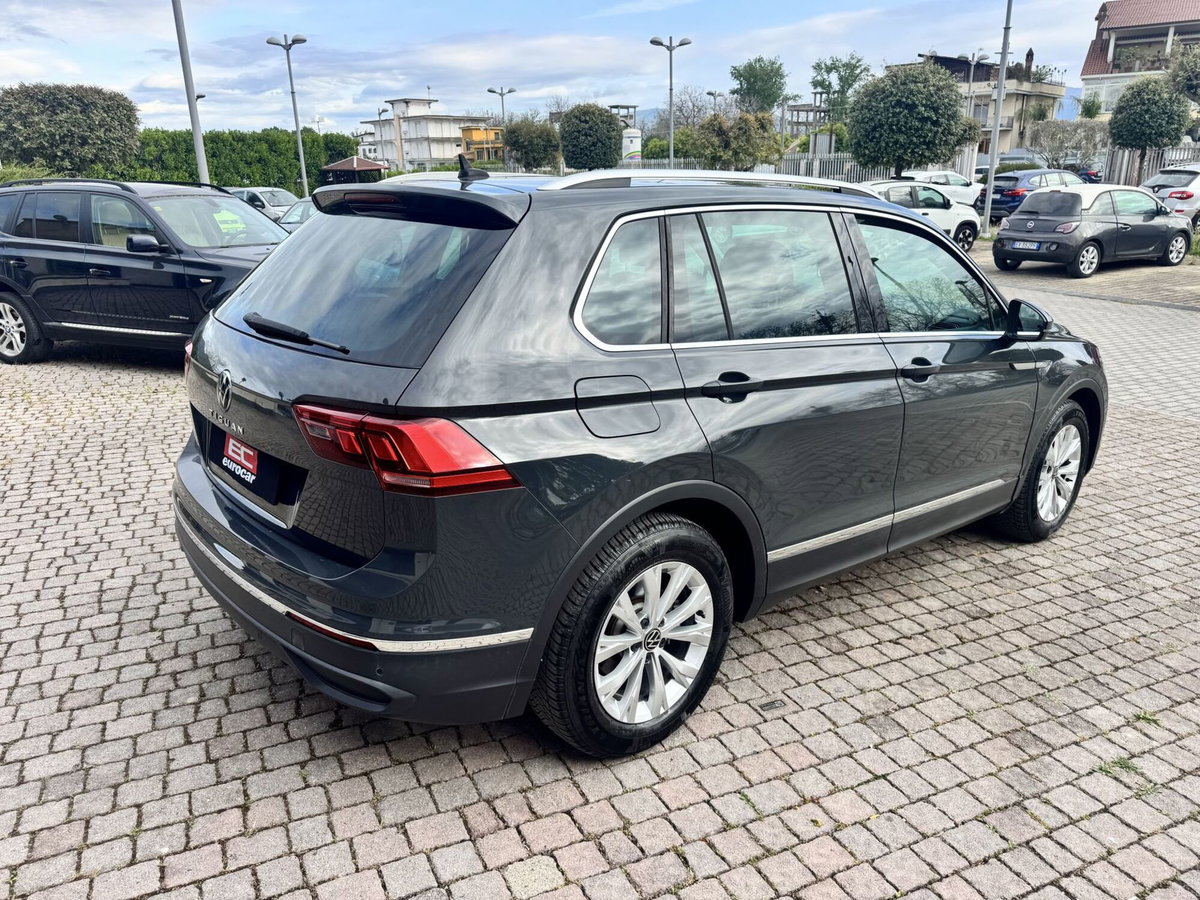 Volkswagen Tiguan 2.0 TDI SCR Life (6)