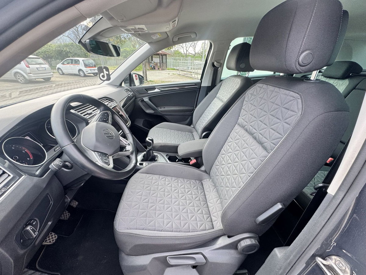 Volkswagen Tiguan 2.0 TDI SCR Life (9)