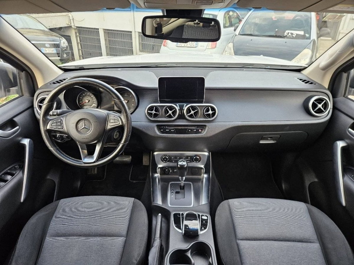 Mercedes-Benz Classe X Pick-up 220 d 4Matic Progressive (11)