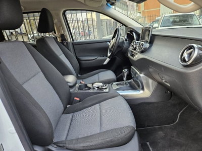 Mercedes-Benz Classe X Pick-up 220 d 4Matic Progressive (12)