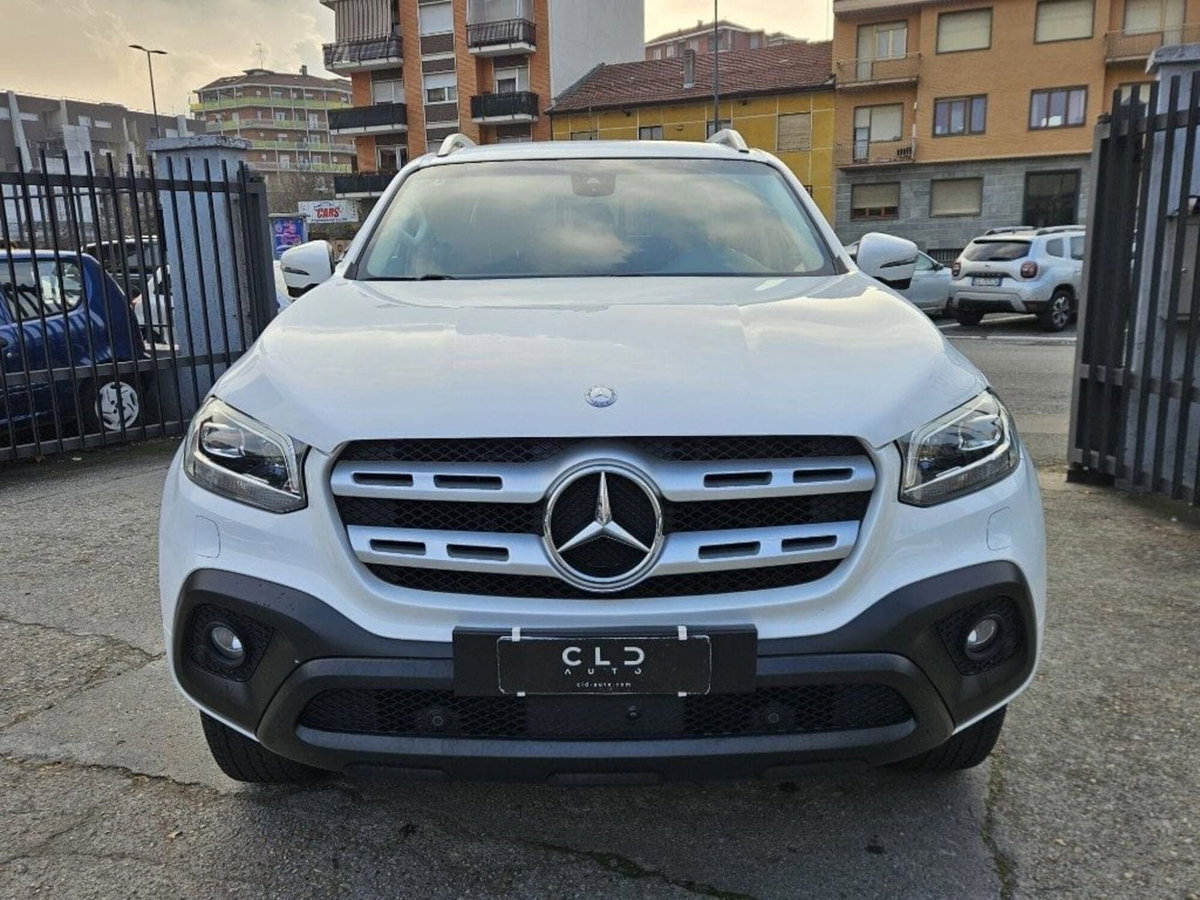 Mercedes-Benz Classe X Pick-up 220 d 4Matic Progressive (2)