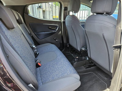 Lancia Ypsilon 1.0 FireFly 5 porte S&S Hybrid Ecochic A. Ferretti (13)