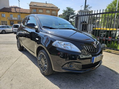 Lancia Ypsilon 1.0 FireFly 5 porte S&S Hybrid Ecochic A. Ferretti (3)