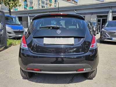Lancia Ypsilon 1.0 FireFly 5 porte S&S Hybrid Ecochic A. Ferretti (5)