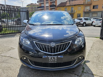Lancia Ypsilon 1.0 FireFly 5 porte S&S Hybrid Alberta Ferretti (2)