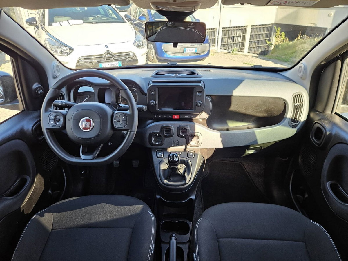 Fiat Panda 1.0 FireFly S&S Hybrid City Cross (10)