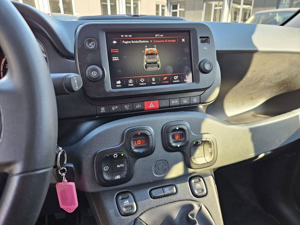 Fiat Panda 1.0 FireFly S&S Hybrid City Cross (15)