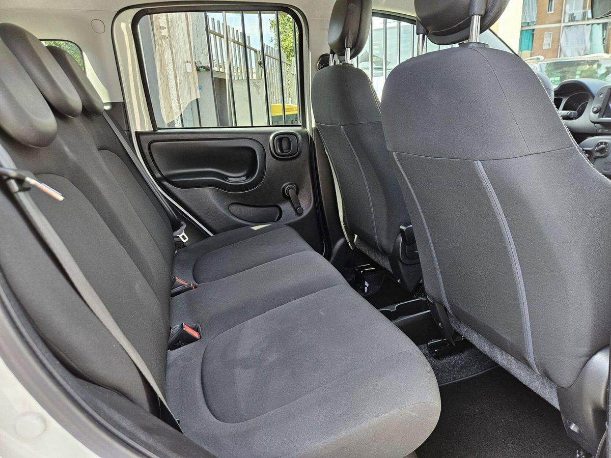 Fiat Panda 1.0 FireFly S&S Hybrid City Cross (13)