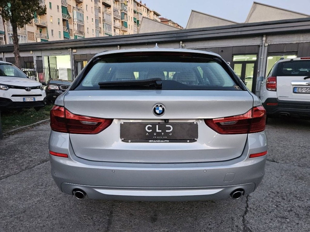 BMW Serie 5 Touring 520d  Luxury (5)