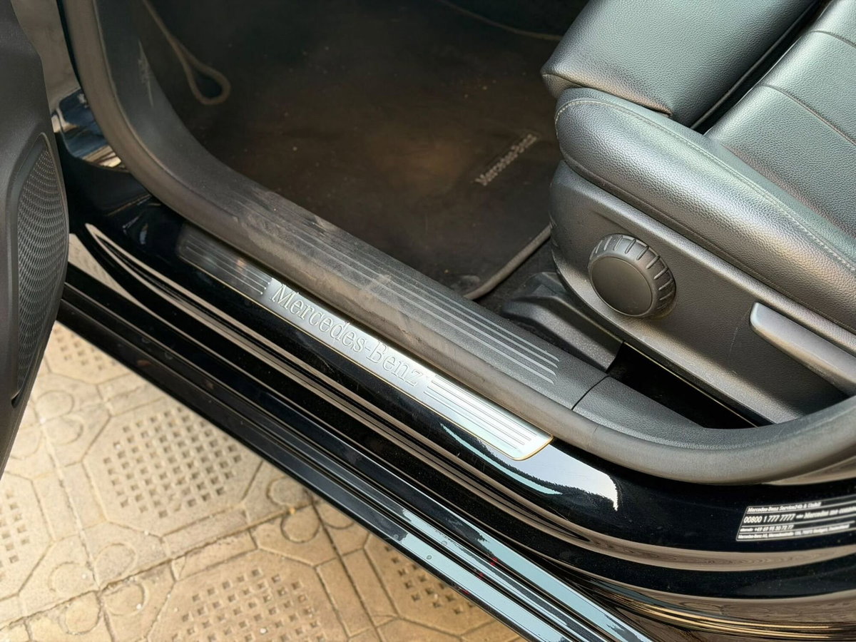 Mercedes-Benz Classe A 200 d Premium (14)