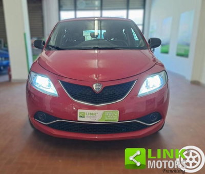 Lancia Ypsilon 1.2 69 CV 5 porte GPL Ecochic Alberta Ferretti (5)