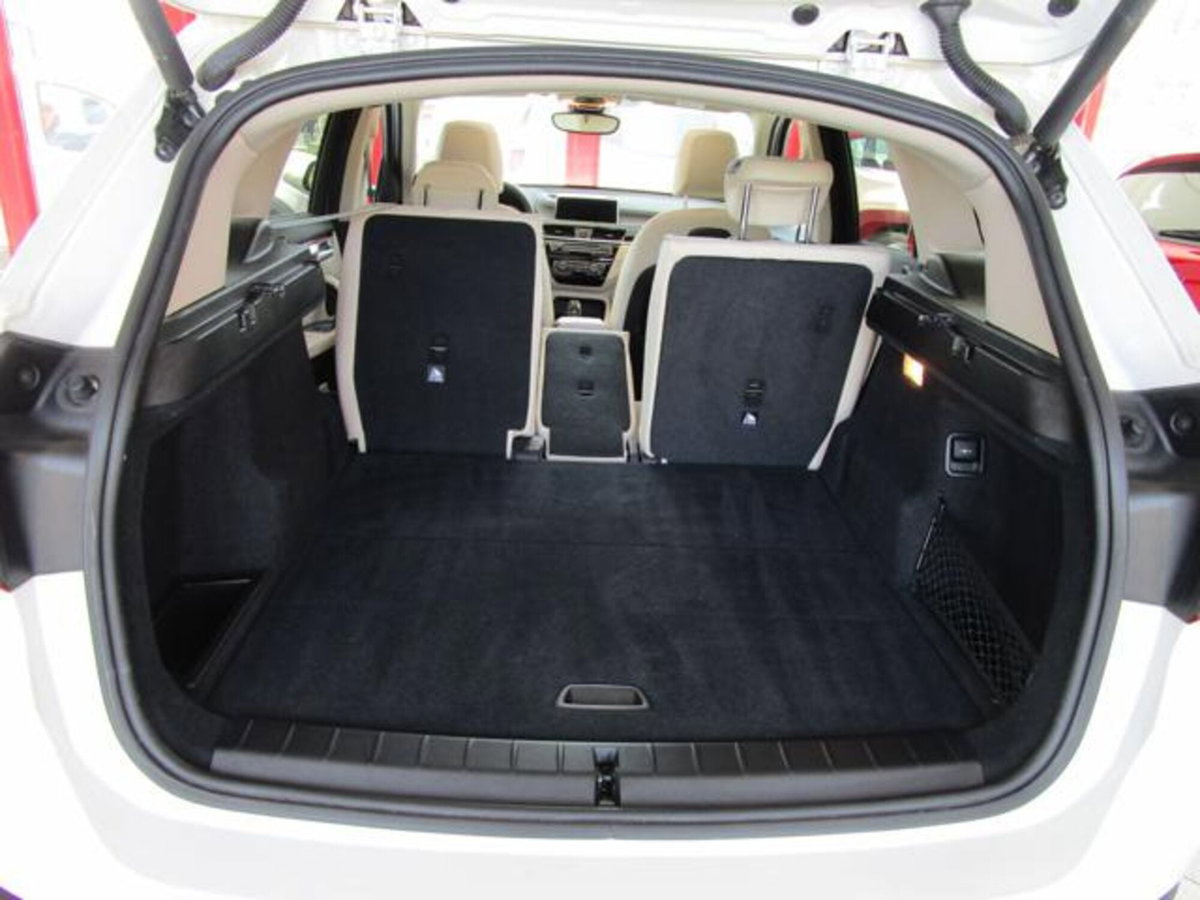 BMW X1 xDrive18d Business Advantage (11)