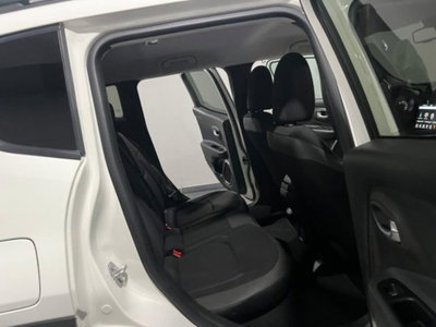 Jeep Renegade 1.6 Mjt 120 CV Longitude (14)