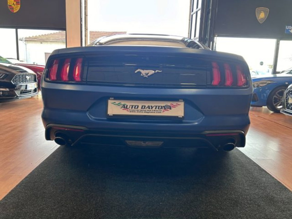 Ford Mustang Coupé Fastback 2.3 EcoBoost (4)