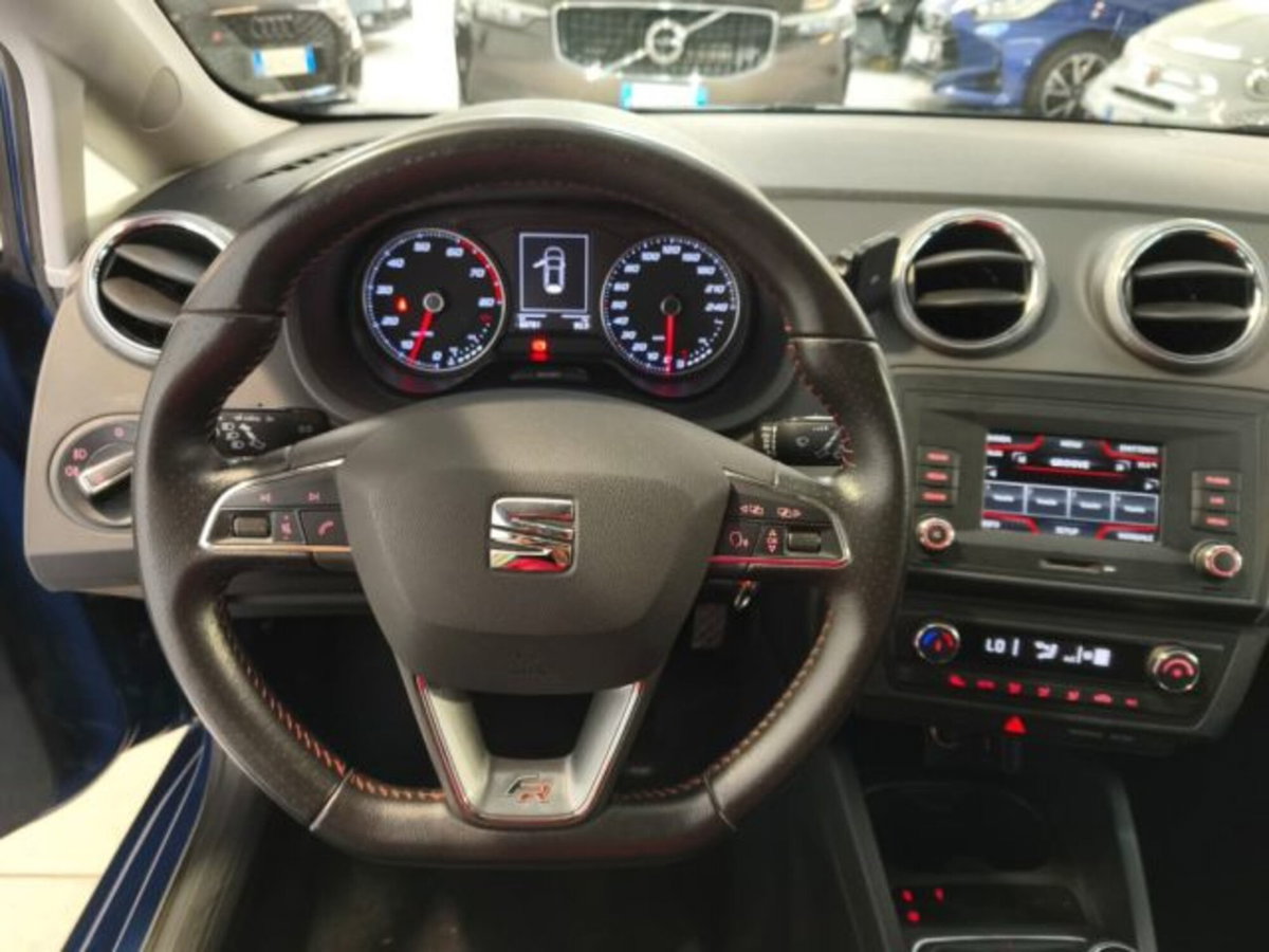 SEAT Ibiza 1.2 TSI 90 CV 5p. FR (10)