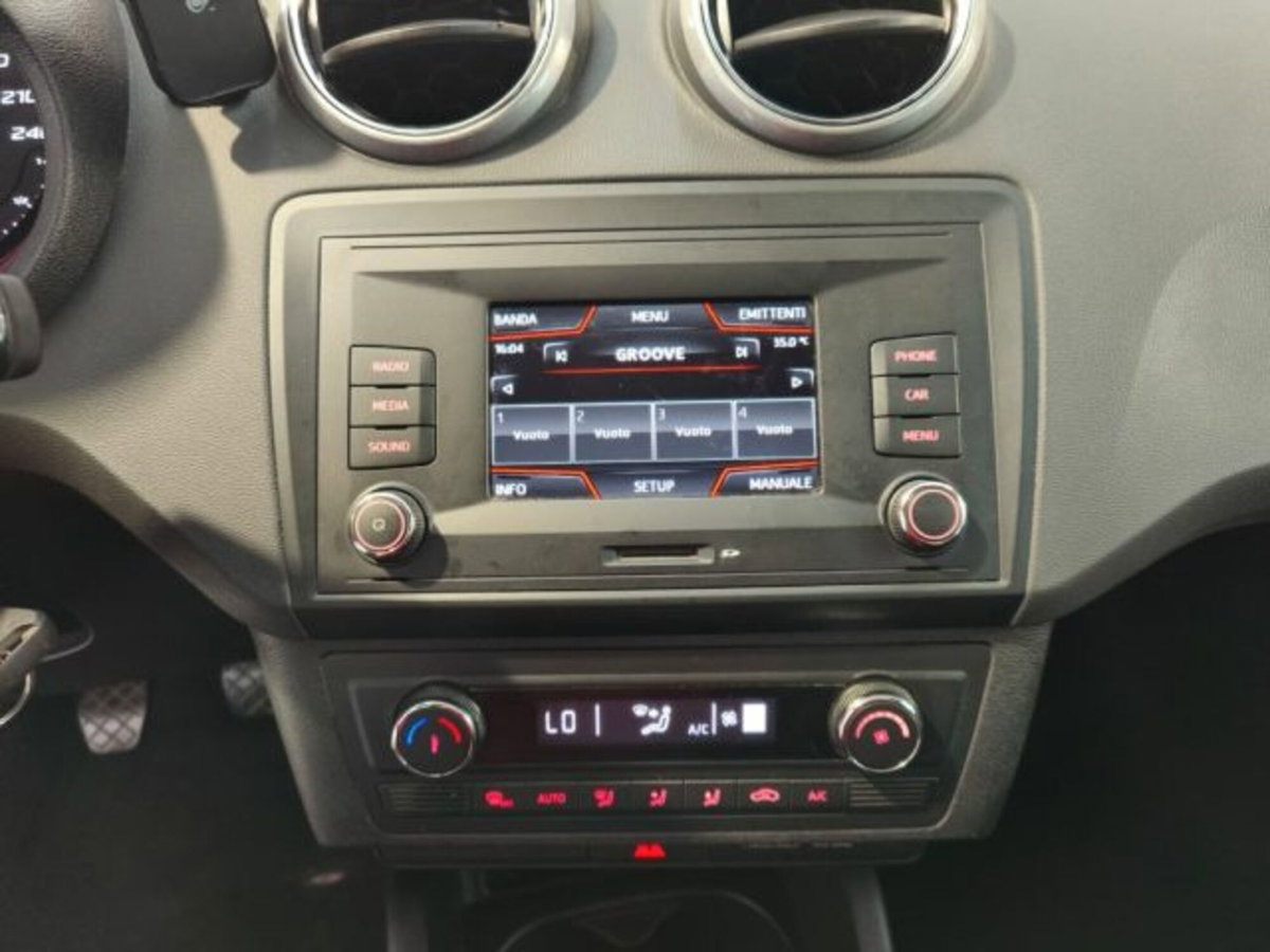 SEAT Ibiza 1.2 TSI 90 CV 5p. FR (13)