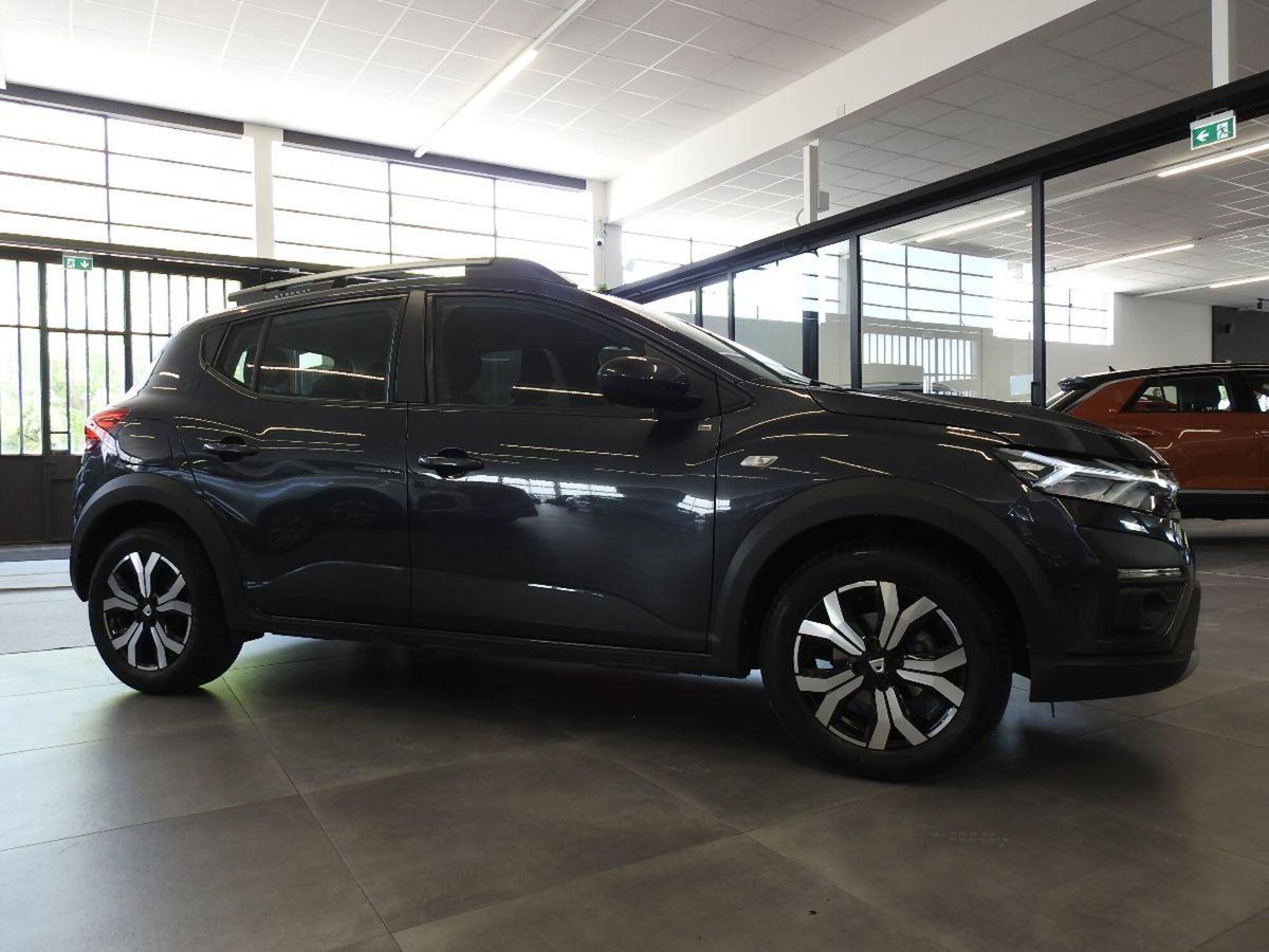 Dacia Sandero Stepway 1.0 tce Expression Eco-g 100cv (4)