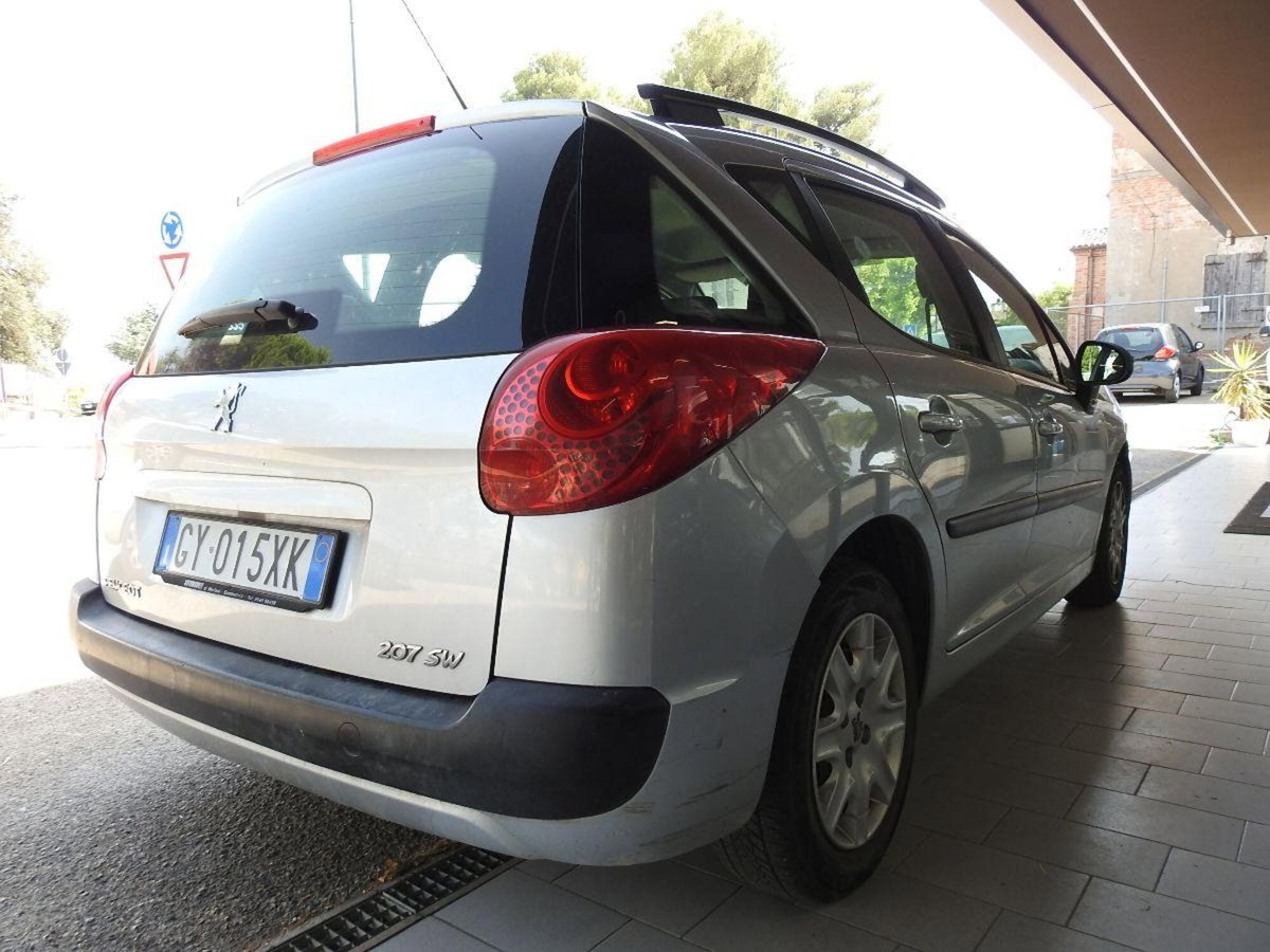 Peugeot 207 SW 8V 75CV X Line ECO GPL (4)